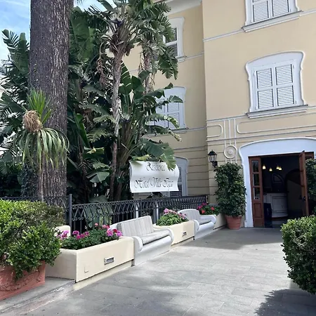 Aparthotel A Due Passi Dal Centro Igea