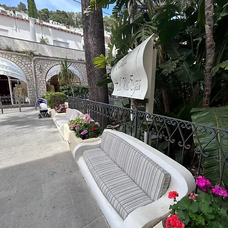 A Due Passi Dal Centro Igea