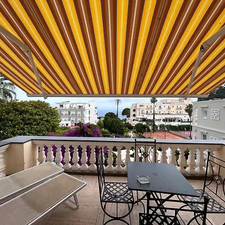 Aparthotel A Due Passi Dal Centro Igea 3*